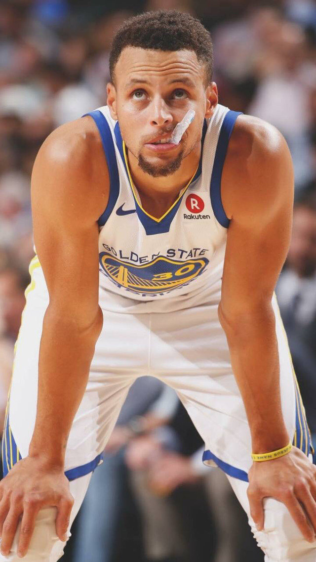 约尼查：喜欢玉溪的米线、水饺和烧烤；希望能在玉昆踢到退役（约尼查：钟爱玉溪米线、水饺与烧烤，盼在玉昆效力至退役）