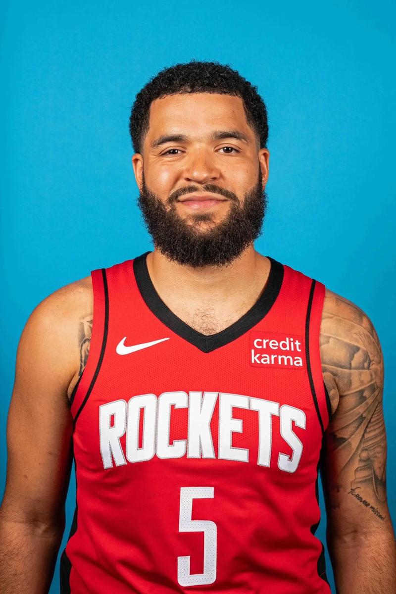 一场3-1!首个决赛席位诞生,兄弟合砍40分！这一刻，他们等了55年（3-1晋级！首张决赛门票到手，兄弟合砍40分，55年等待终结）