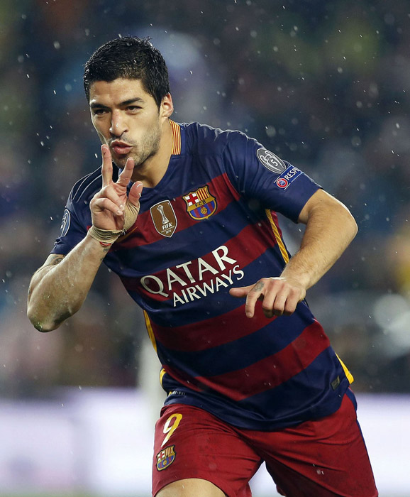 半场：勒沃库森5-0海登海姆，希克闪击+双响，霍夫曼建功（半场战报：勒沃库森5-0领先海登海姆，希克开场破门梅开二度，霍夫曼也进球）