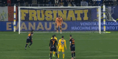 金珍洙：徐正源把成都队打造得非常好，他们前场球员能力很强